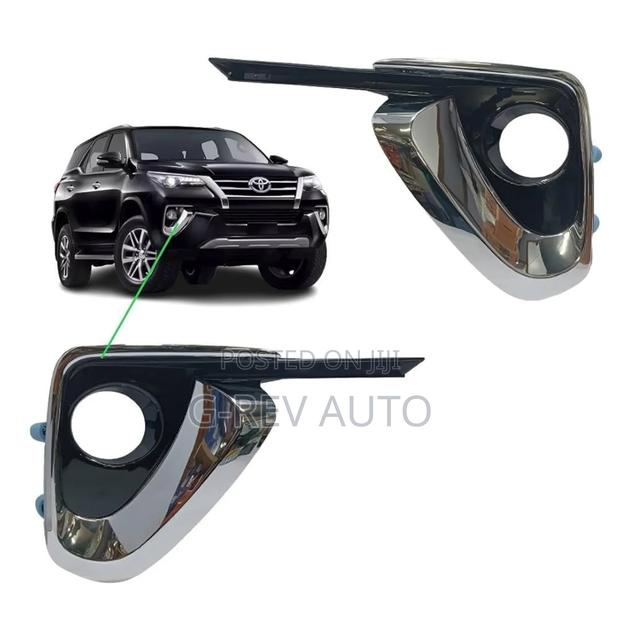 Toyota Fortuner Chrome Foglight Covers