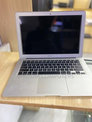 Laptop Apple MacBook Air 2014 4GB Intel Core I5 SSD 128GB - main view