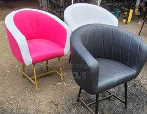 Salon Styling Seat. Comfortable Durable Black,White,Pink