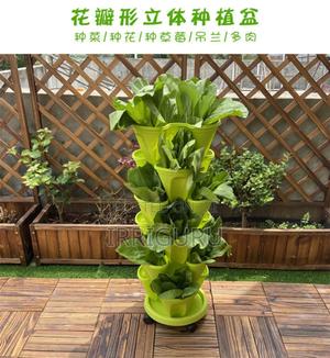 Plastic Models - thumbnail 2