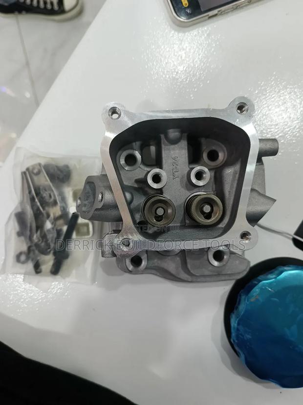 Cylinder Head - thumbnail 3