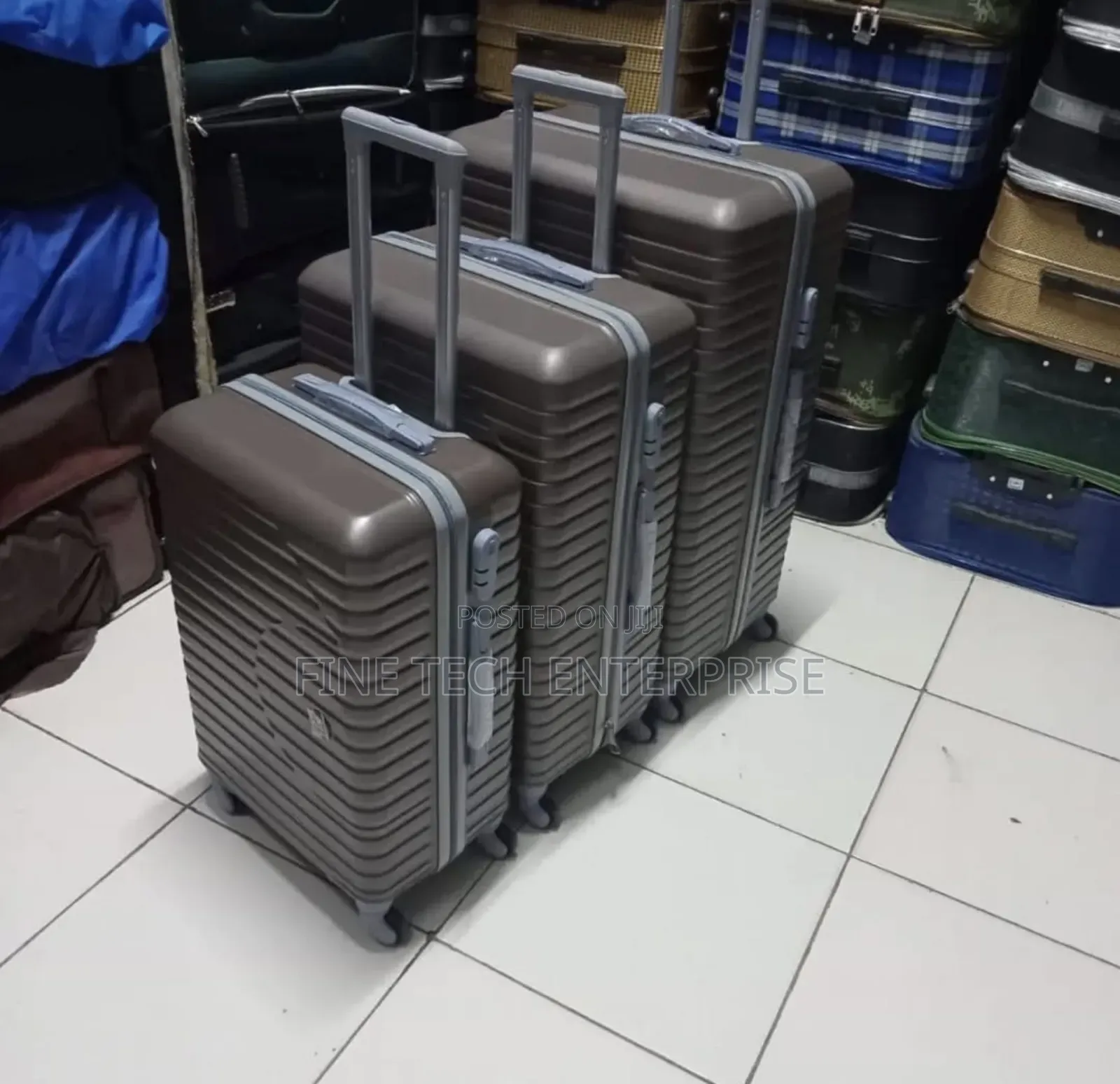 Fibre 3 in 1
Suitcase