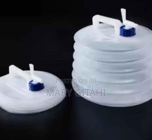 Portable Folding 10l Collapsible Water Dispenser Container - main view