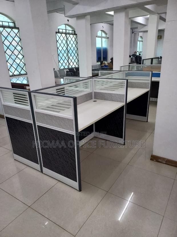 4-Person Spacious Professional Workstation