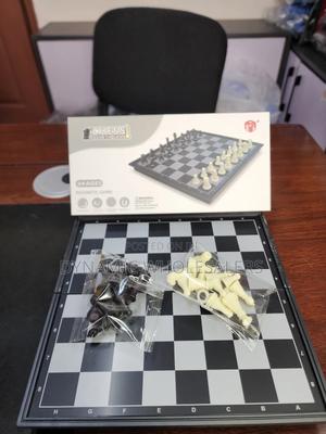 Magnetic Chess Set. - thumbnail 2