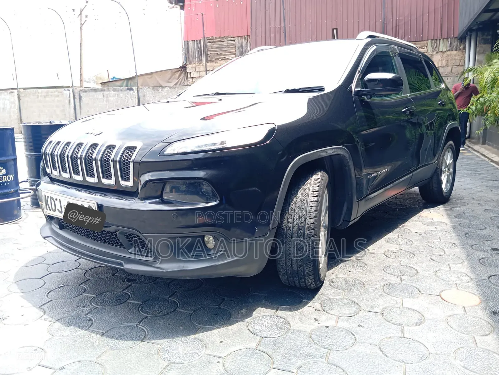 Jeep Cherokee Limited 4dr SUV 4WD (2.4L 4cyl 9A) 2015 Black