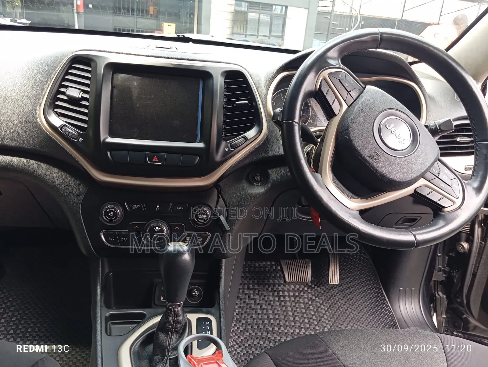 Jeep Cherokee Limited 4dr SUV 4WD (2.4L 4cyl 9A) 2015 Black