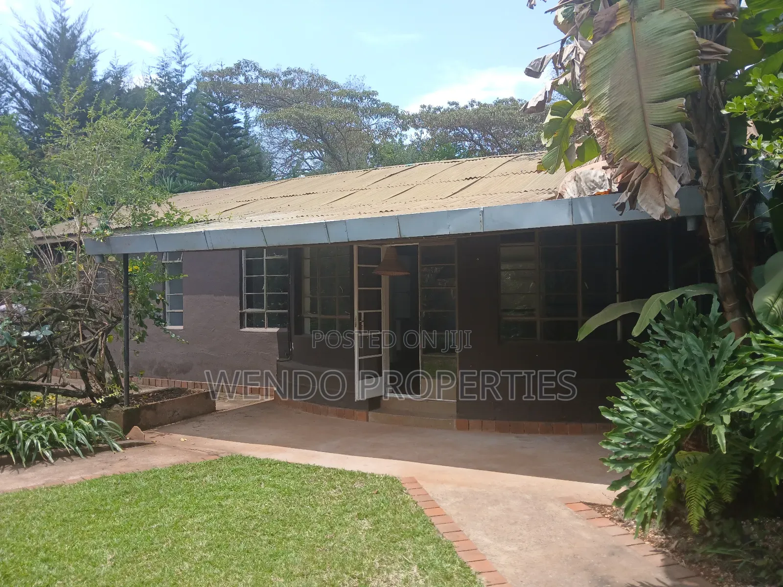 3bdrm Bungalow in Karen for rent