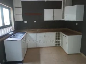 3bdrm Bungalow in Karen for rent