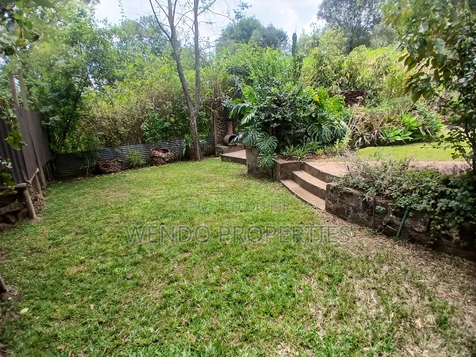 3bdrm Bungalow in Karen for rent