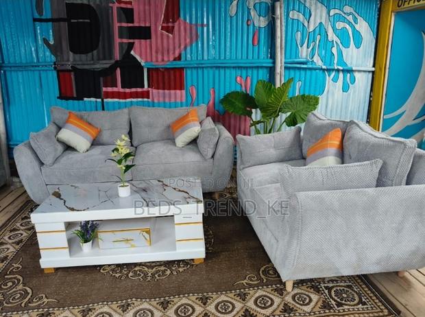 Sophisticated Butterfly Sofa 5 Seater 2,3