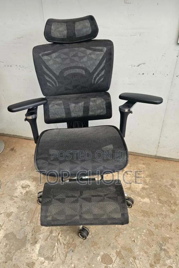 Executive Office Chair With Footrest