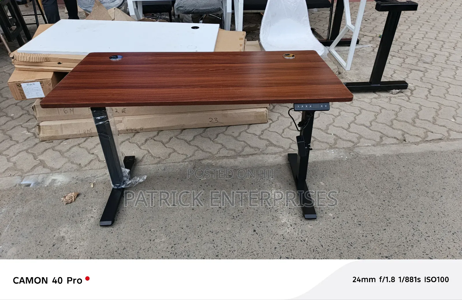 Motorists Adjustable Hieght Electric Desk 1m2 Mtrs