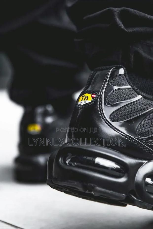 Nike Airmax Plus Tn , Black Cat Tn Sizes 37-45 - thumbnail 2