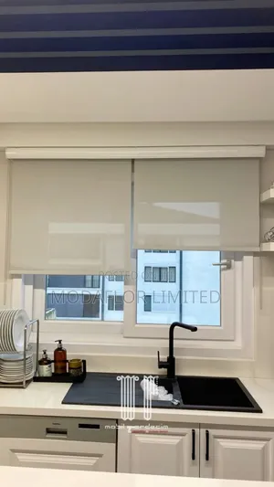 Premium Sunscreen Roller Blinds – Heat Glare Protection 