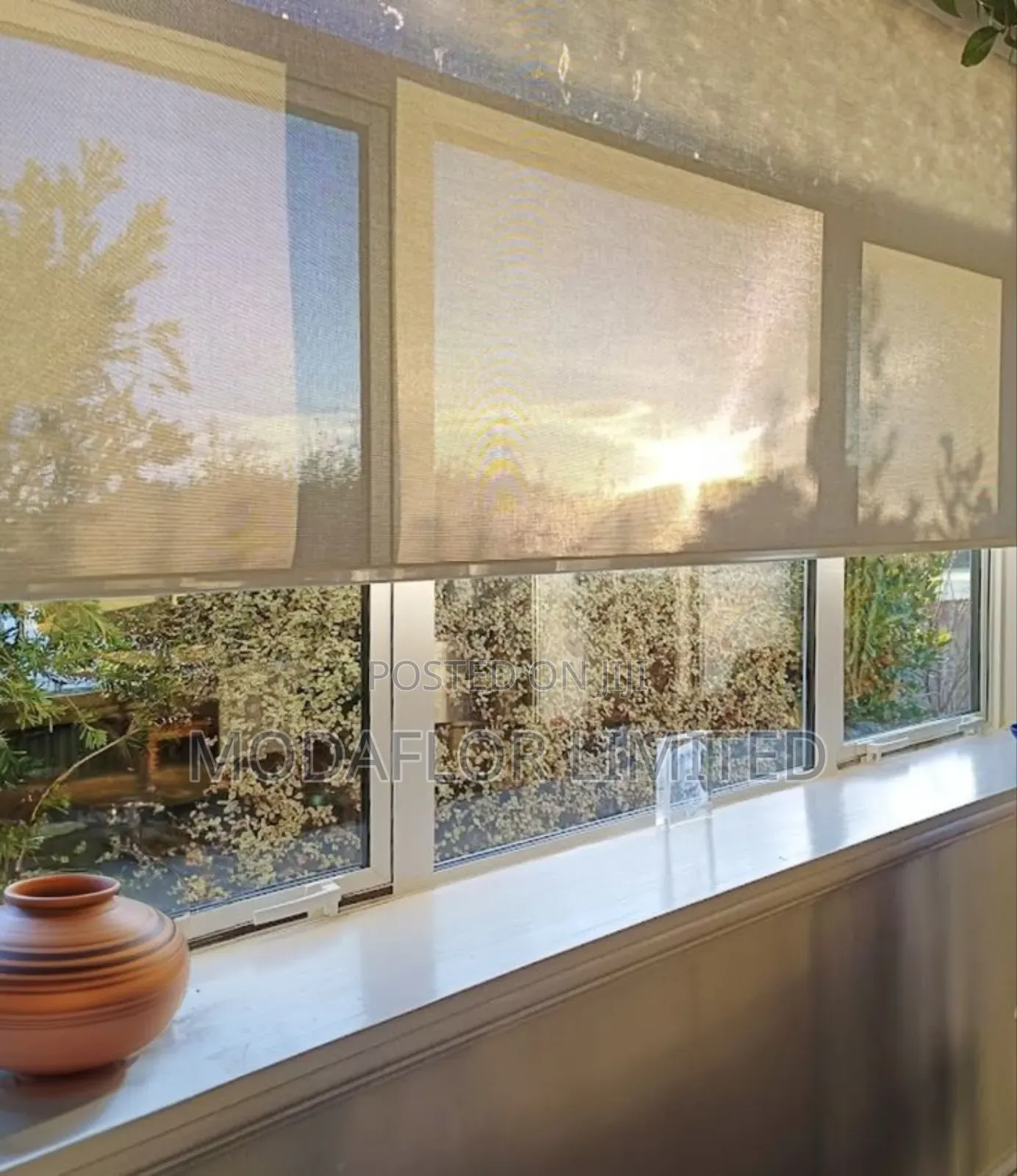 Luxury Sunscreen Blinds – A Touch of Class Comfort 