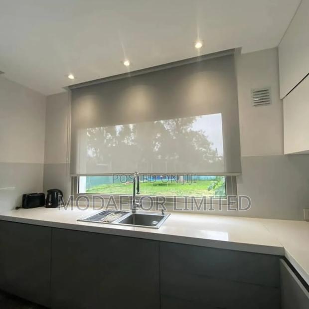 Heat Reducing Sunscreen Blinds – Stay Cool Comfortable 