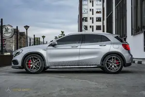Mercedes-Benz GLA-Class 2018 Silver