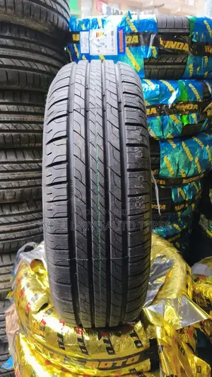 225/65r17 Boto Tires