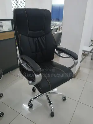 Sleek Comfort With Metallic Finish Seat