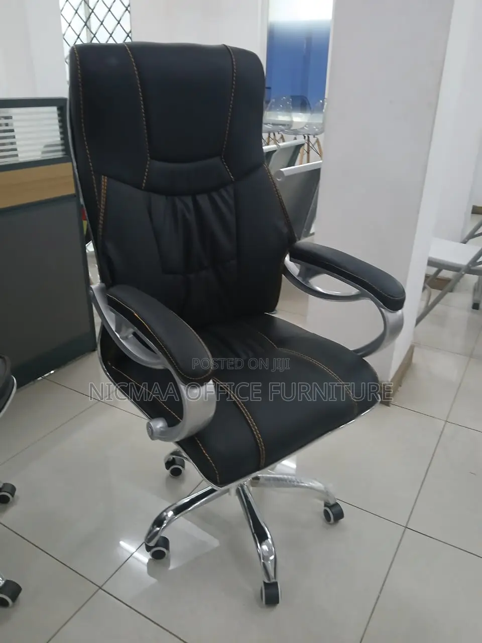 Sleek Comfort With Metallic Finish Seat