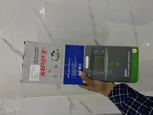 30a Phoenix MPPT Solar Charge Controller