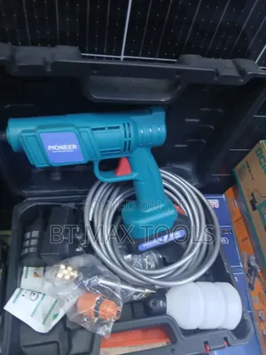 Cordless Carwash Machine