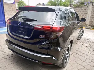 Honda Vezel 1.5 Hybrid 2WD 2018 Black