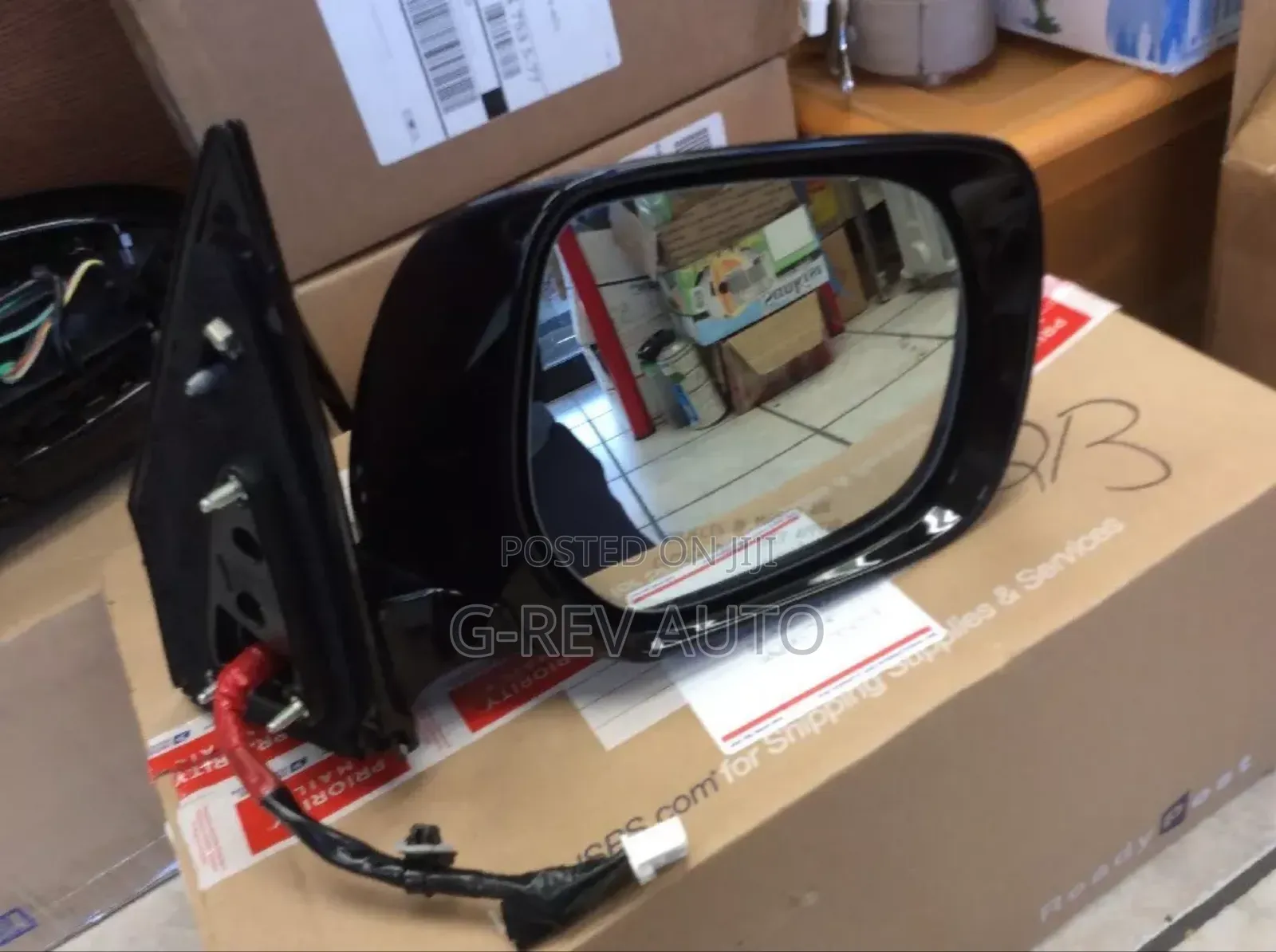 Lexus Lx570 Side Mirror With Camera
