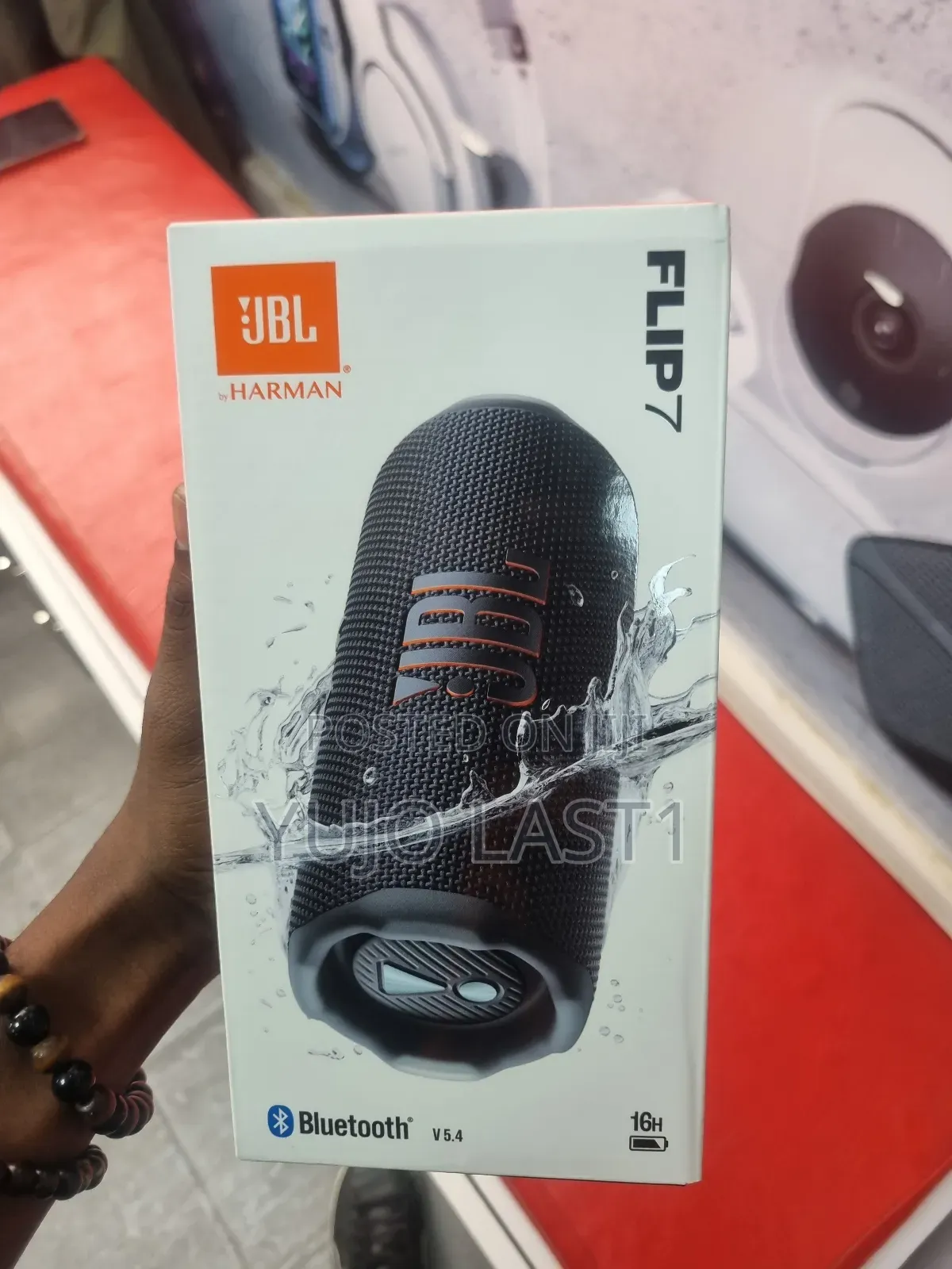JBL Flip 7 Portable Bluetooth Speaker