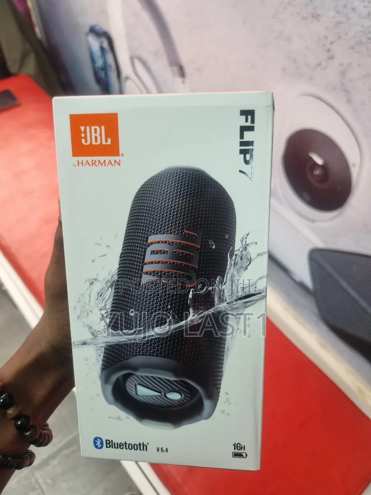 JBL Flip 7 Portable Bluetooth Speaker