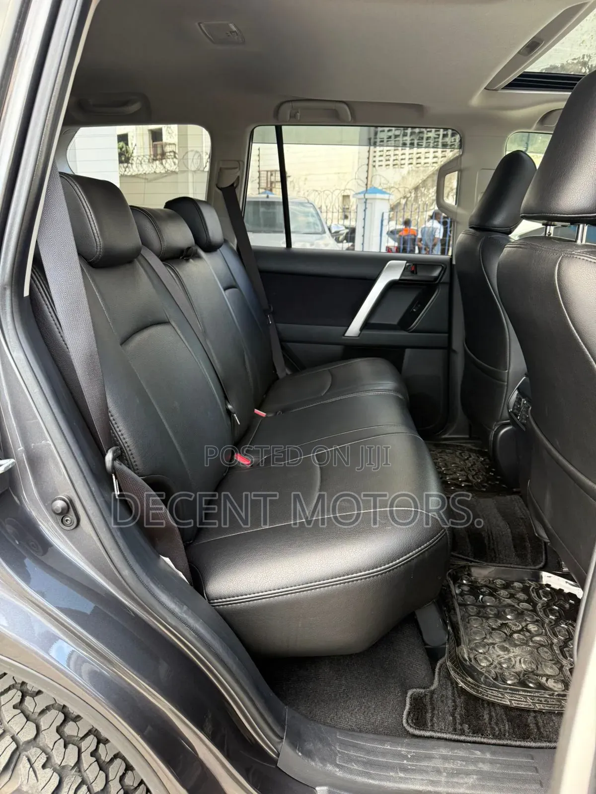 Toyota Land Cruiser Prado 2.7 2019 Gray