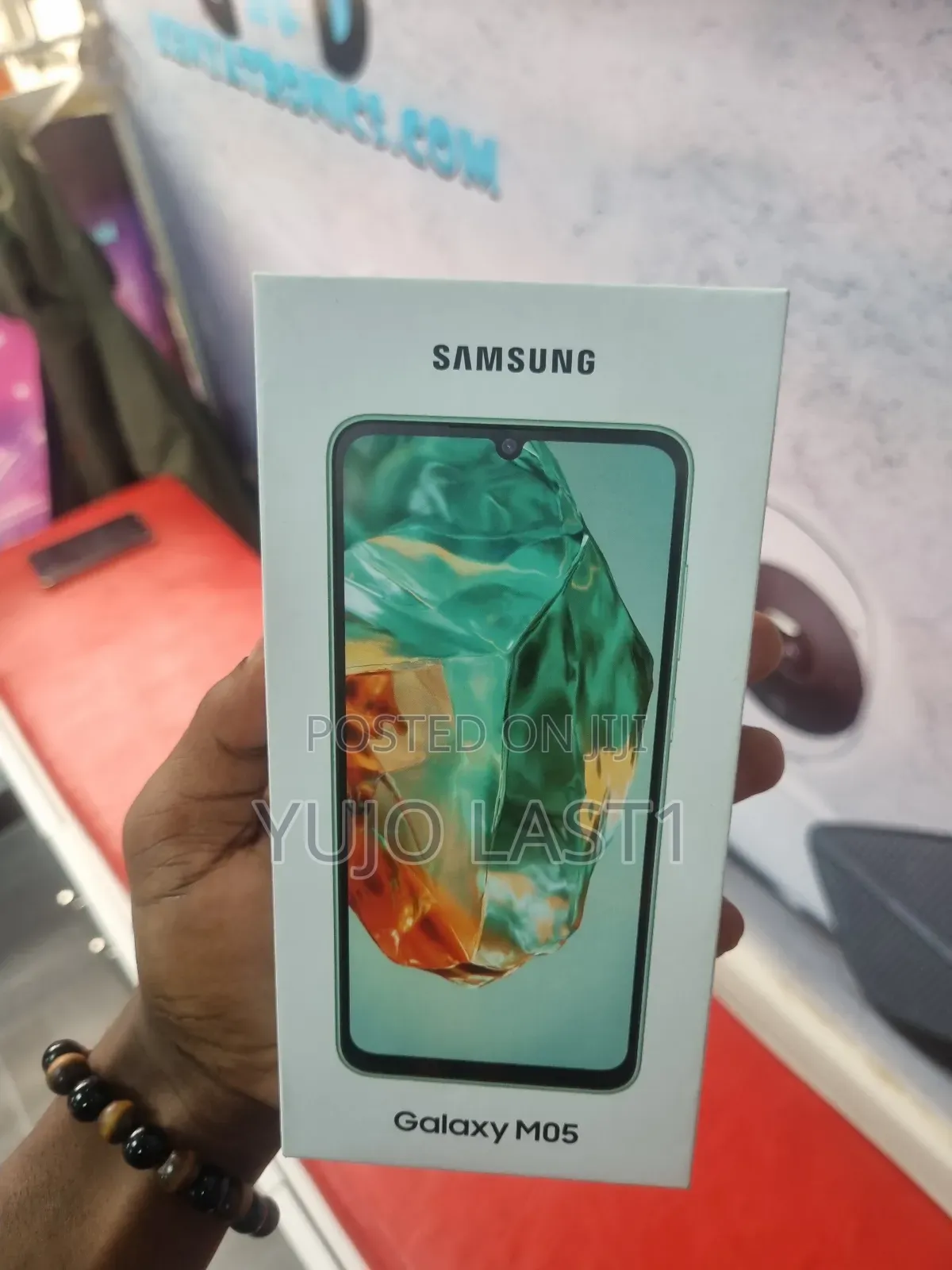 New Samsung Galaxy M05 64 GB Green