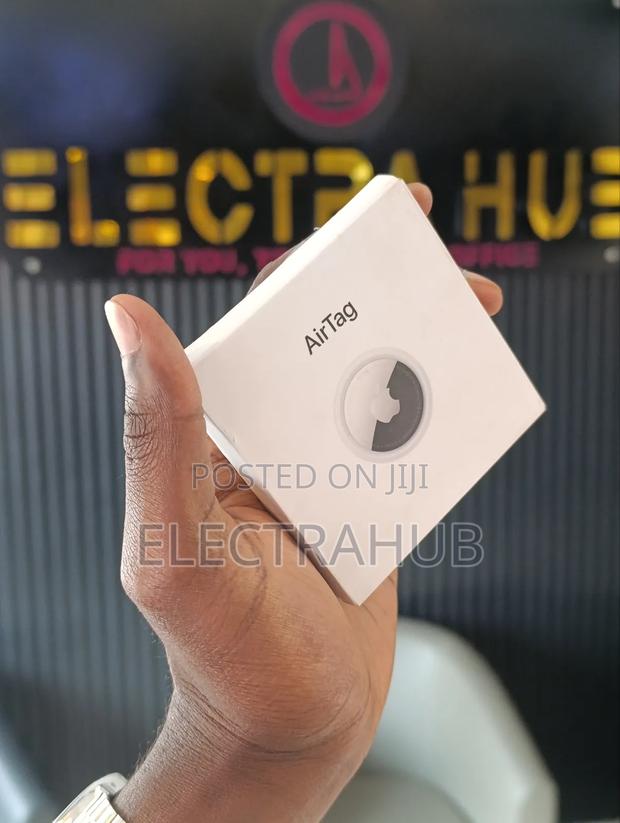 Apple Airtag Used 6 Months With a Box - main view