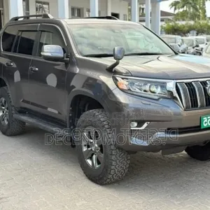 Toyota Land Cruiser Prado 2.7 2019 Gray