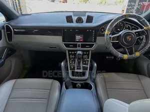 Porsche Cayenne S AWD 2019 Black