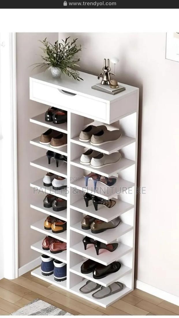 Classic White Shoe Shelf - main view