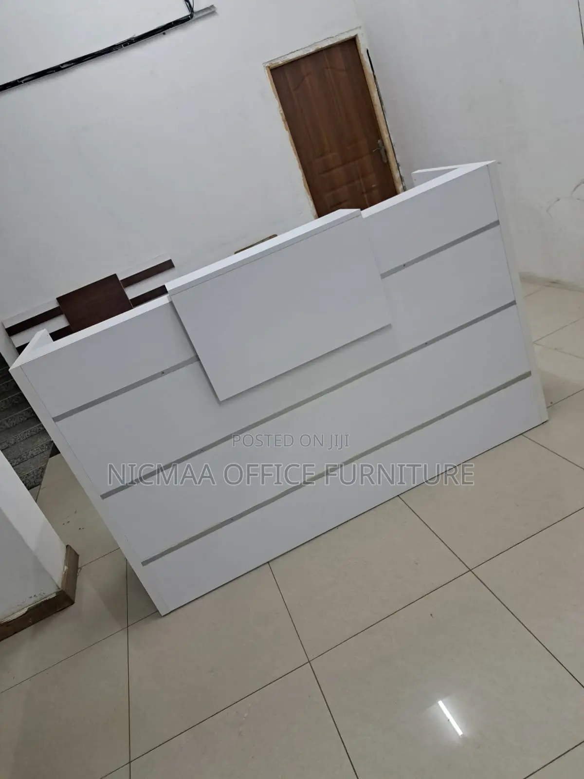Professional First Impressions Reception Desk