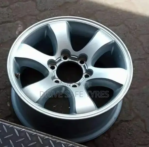 Prado(120) Original Rim Size 17