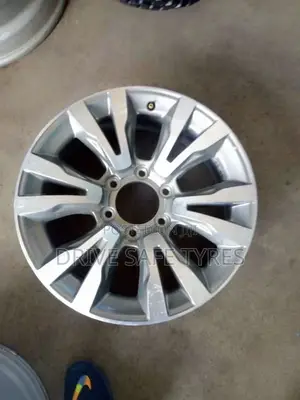 Hilux Rim Size 18