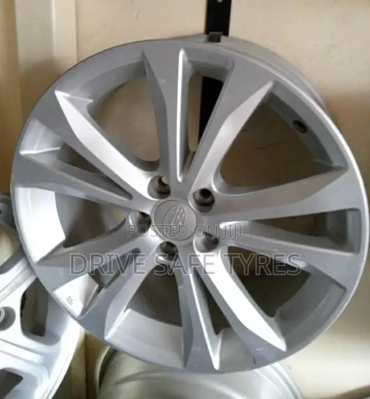 Subaru Forester Original Silver Rim Size 17 Set
