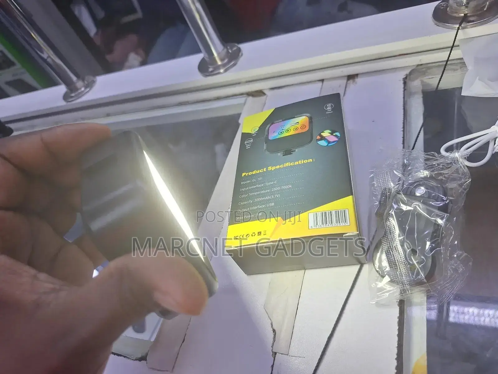 Rechargeable Full Color Fill Light for Camera and Phone With 2000mah