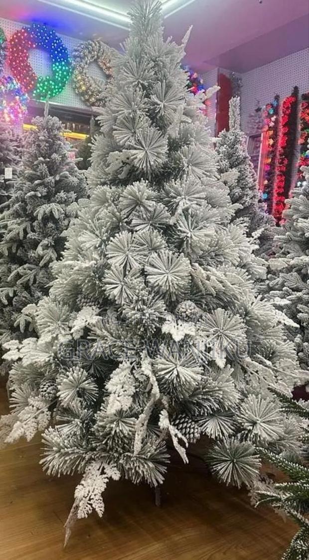 New Large-Scale Christmas Pine Tree Flocking Mixed Tree - main view