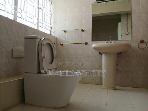 6bdrm House in Runda for rent - thumbnail 18