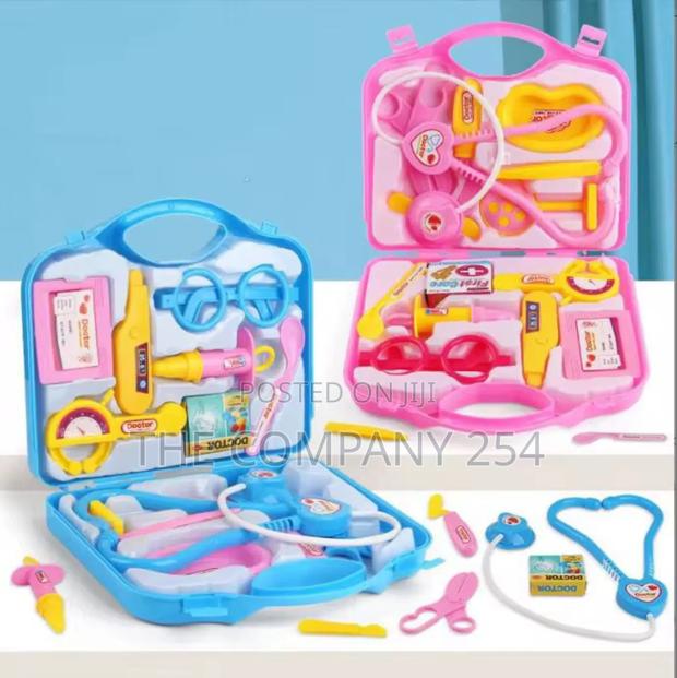 Kids Pretend Play Doctor/Nurse Set With a Storage Case - thumbnail 2