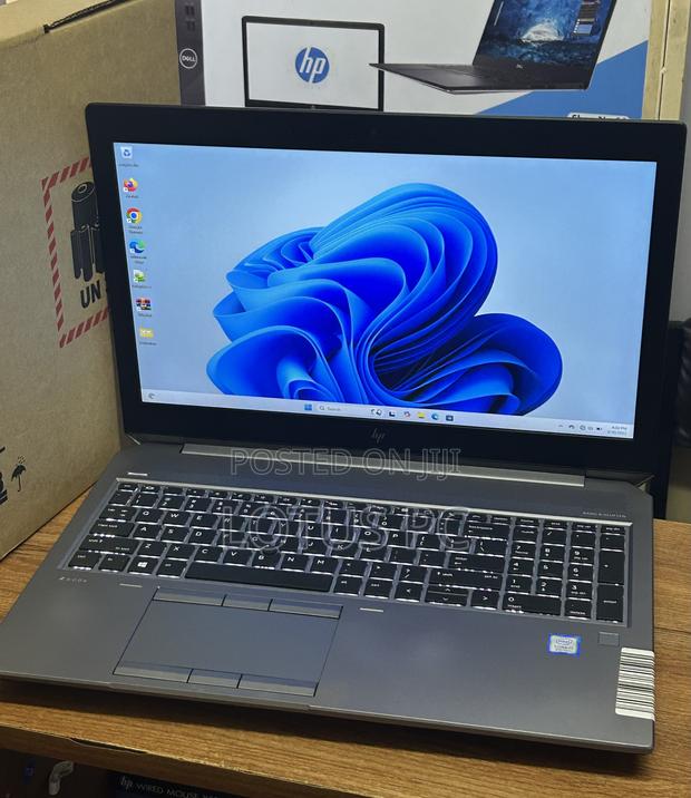 Laptop HP ZBook Studio G5 32GB Intel Core i7 SSD 512GB - thumbnail 3