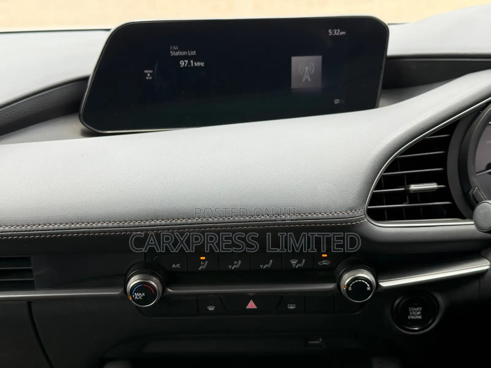 Mazda 3 2019 Silver