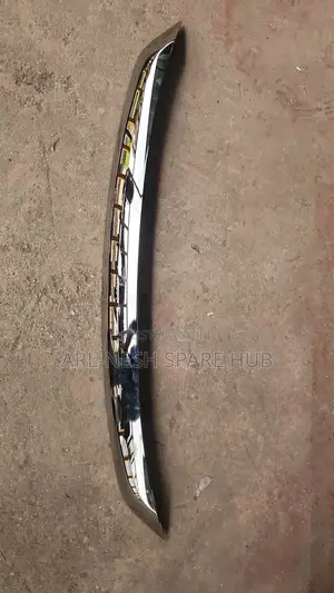 Toyota Harrier 2015 Bonnet Chrome
