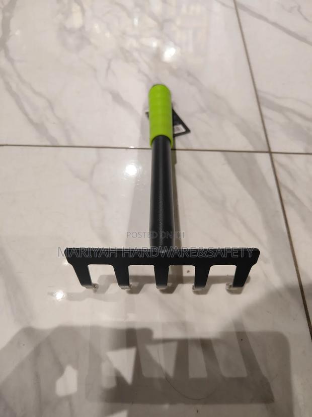 Gardening Rake - thumbnail 2