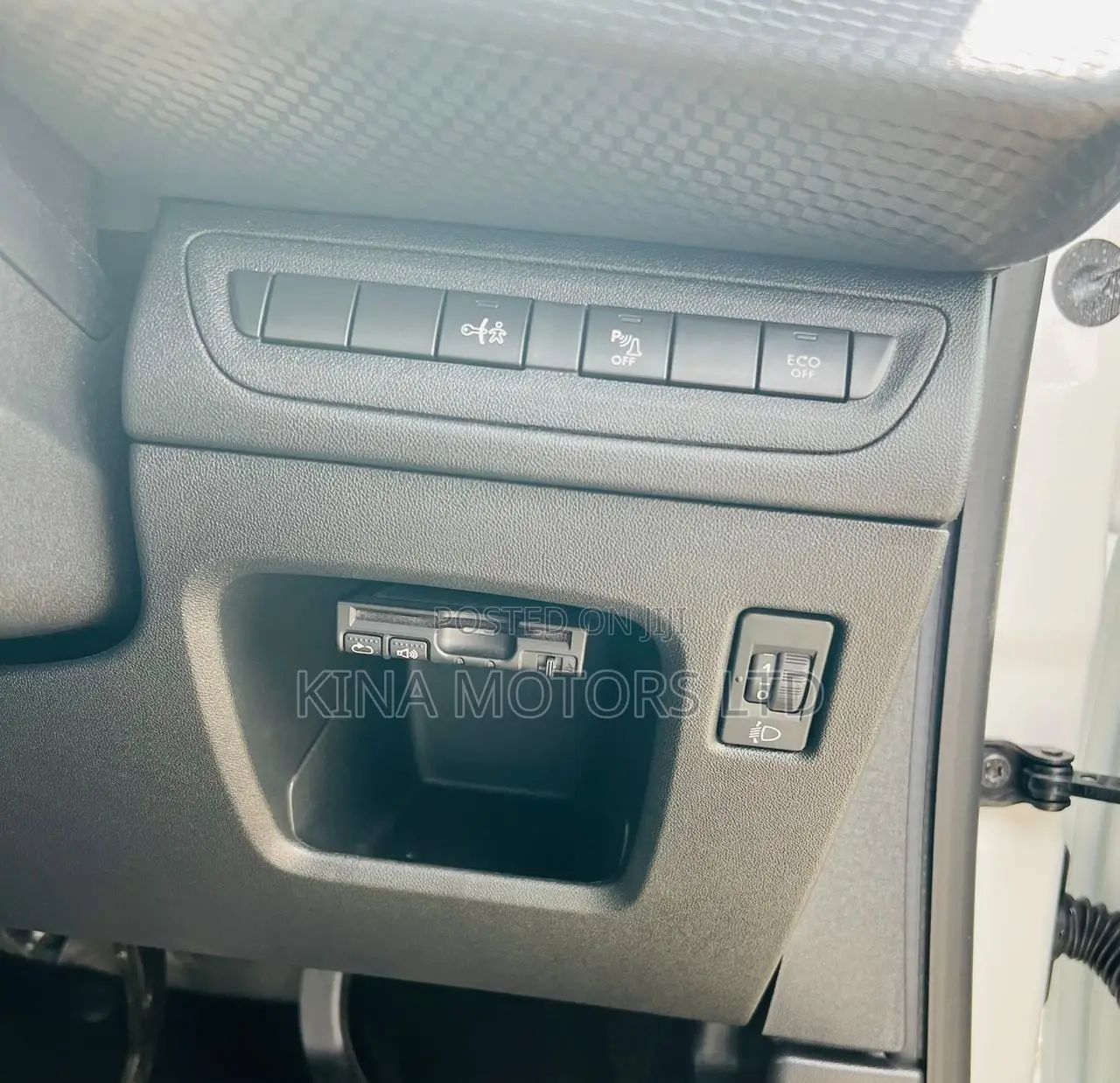 Peugeot 2008 2018 Pearl